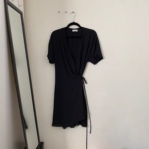 Aritzia Babaton Wallace Dress